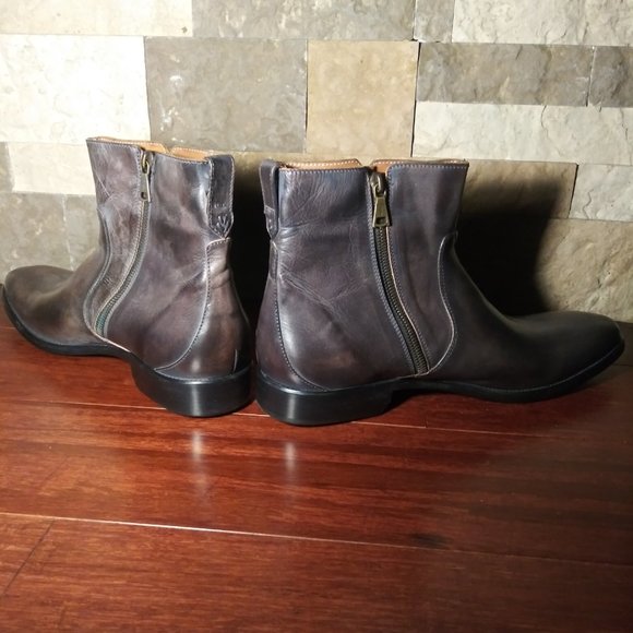 Men\'s John Varatos Italian boots size 11